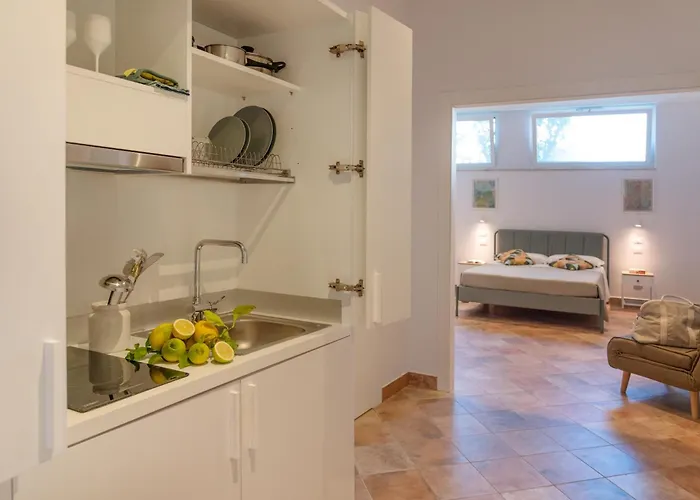 Готель Eleni Сорренто