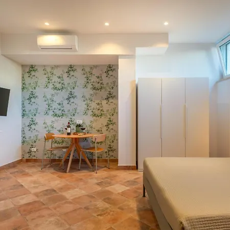 Hotel Eleni *