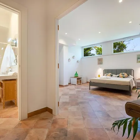 Eleni * סורנטו